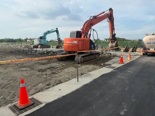 萬美玲家族「農地變停車場」　廣川建設雇怪手拆了！還有1建案在中壢