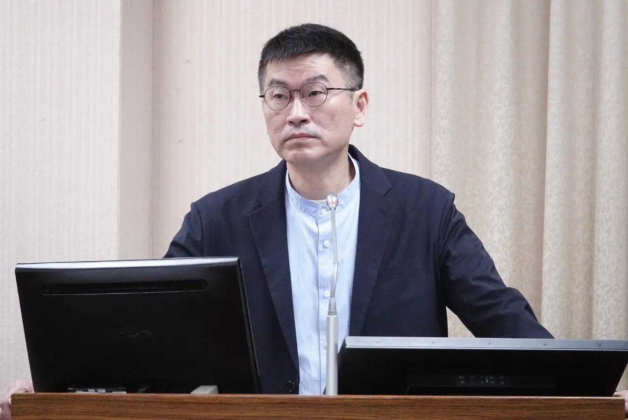 饒慶鈴罰不罰？陸委會：她講「客套話、場面話」
