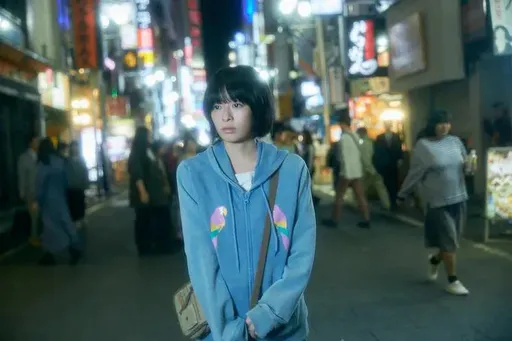 新聞只看見她縱火那一天！《炎上》追問東橫Kids人生　森七菜住進新宿找答案