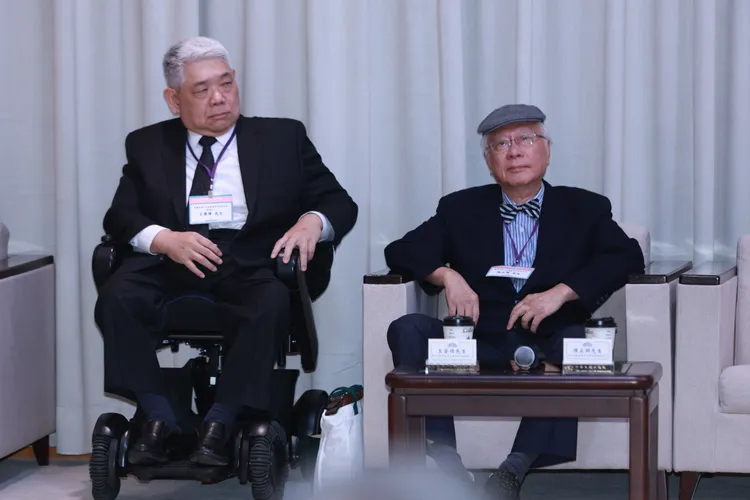 監察院長被提名人陳永興（右）、副院長被提名人王榮璋（左）。彭欣偉攝