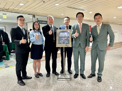 AI資料中心狂吃電！SiC、GaN迎爆發期　法人估年複合成長逾2成