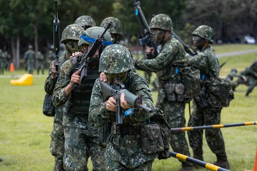 內政部：分階段軍事訓練今起開放申請　役男2年暑假完成4個月兵役