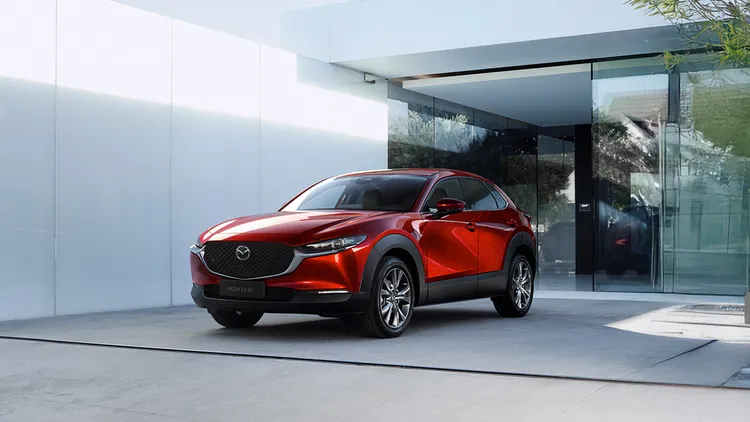MAZDA3、CX-30本月入主指定車型即可享5年原廠保固。業者提供