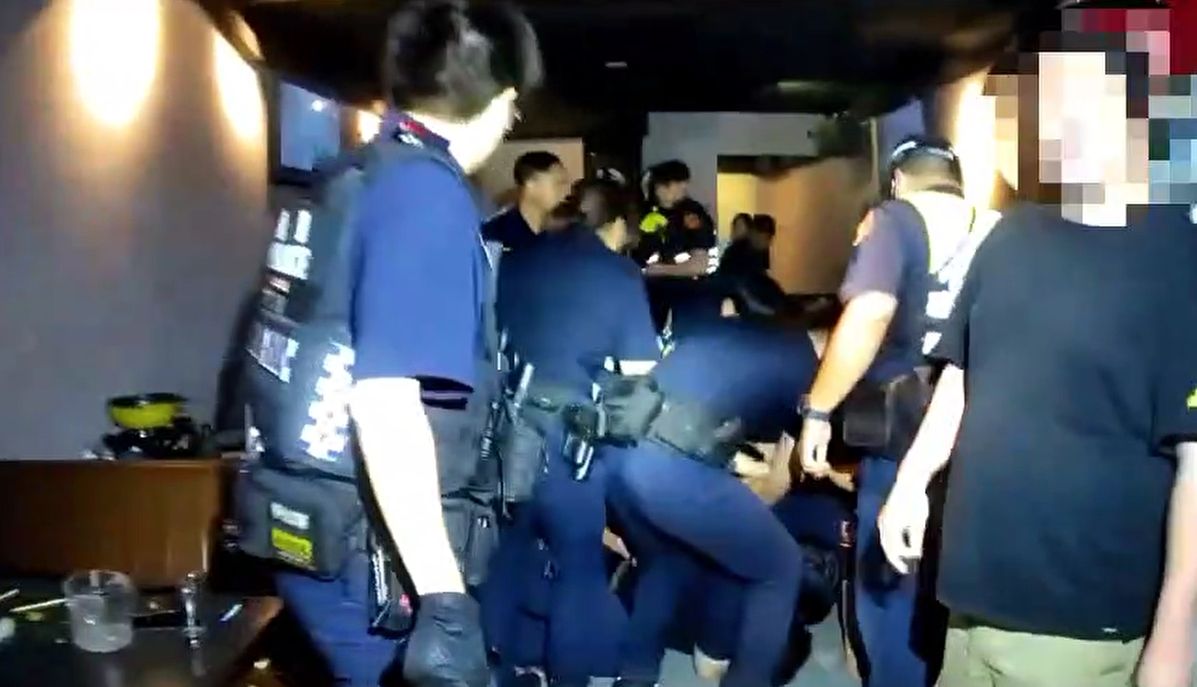 一句「番仔」引爆衝突!淡水歲男出拳毆打70歲翁...被查到是通緝犯