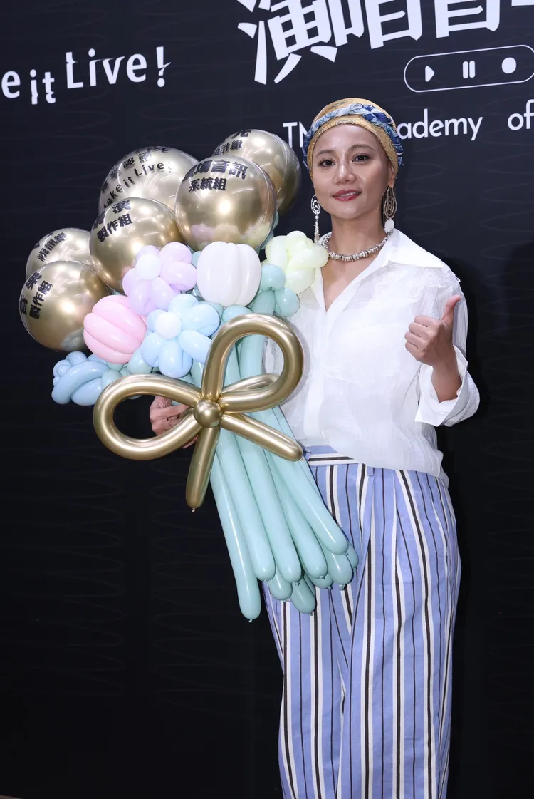 阿爆預告將重現南非大型音樂節「灌木之火音樂節」發表的Afrobeat風格單曲《Born To Be 天生的》。莊宗達攝