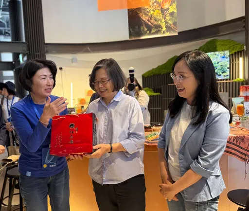 蔡英文助拳陳瑩也同框饒慶鈴　王鴻薇直言：賴不如蔡