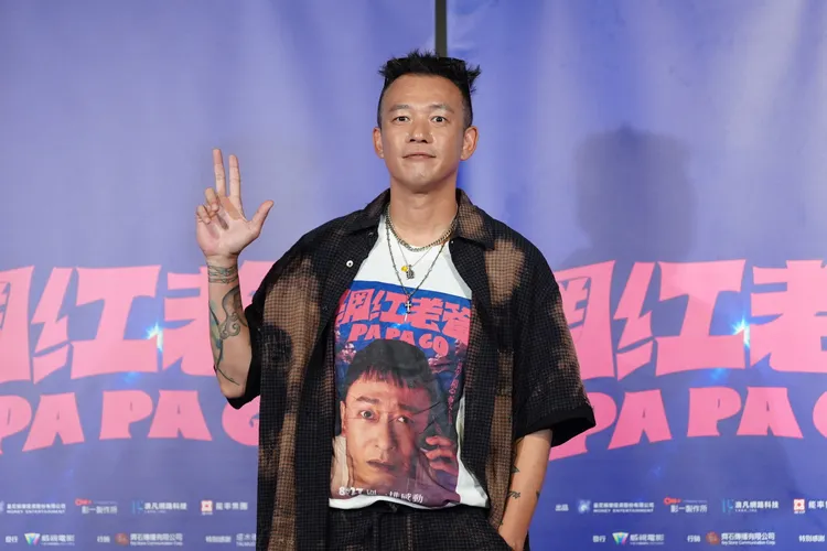 阿Ben拍攝掛彩濺血。攝影中心攝