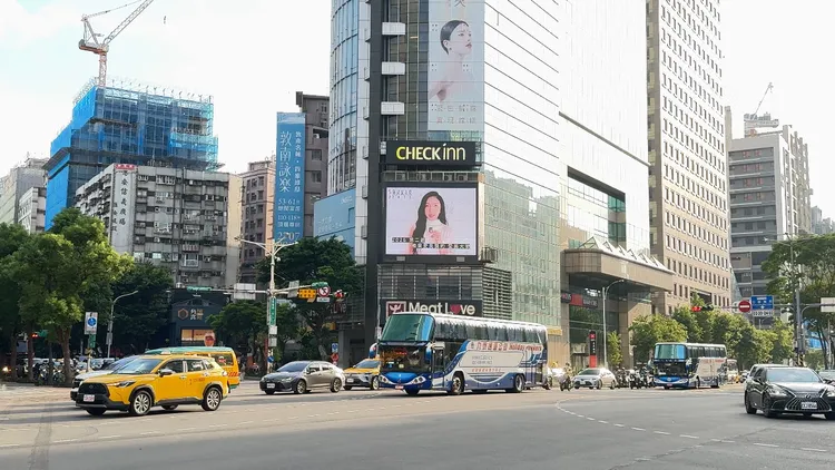 台北世貿101周邊。