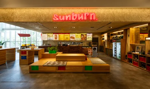 sunburn.進駐NOKE忠泰樂生活　熱狗堡打造生活據點