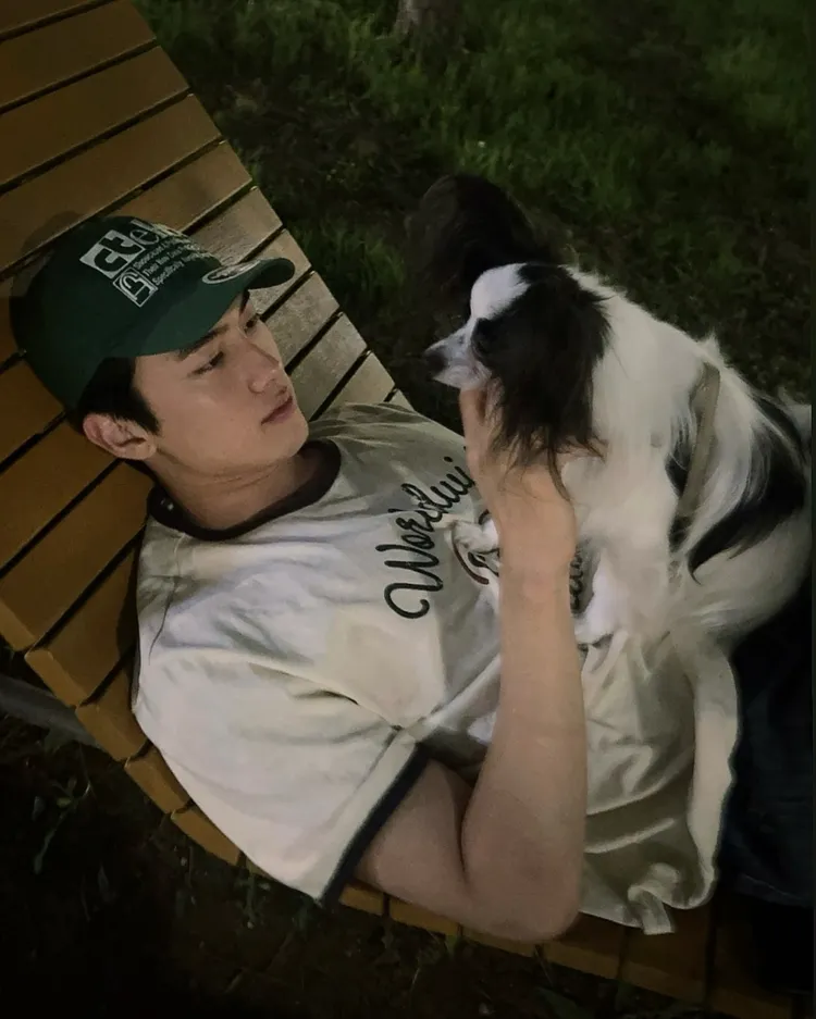 洪珉基偶爾在社群曬愛犬。翻攝洪珉基IG
