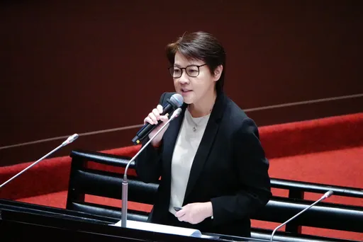 黃珊珊童年罹病「針打到無處下針」　每逢生日媽媽總說：恭喜妳多活一年