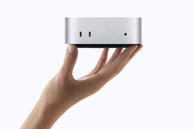 蘋果推出搭載M6與M5 Pro晶片的新款Mac mini，維持迷你機身設計，AI效能最高提升至4倍，並升級Wi-Fi 7、藍牙6及2.5Gb乙太網路，台灣售價2萬9900元起，8月27日開放預購、9月22日正式上市。Apple提供