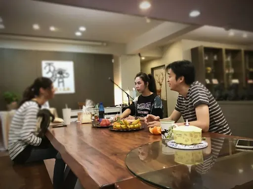 專訪｜姜厚任女友爆欠近千萬！苦主曝光　親揭借錢始末