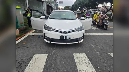 屏東毒駕肇逃撞3車想閃　熱心「大叔們」攔下教訓　網笑：撞到水電工班