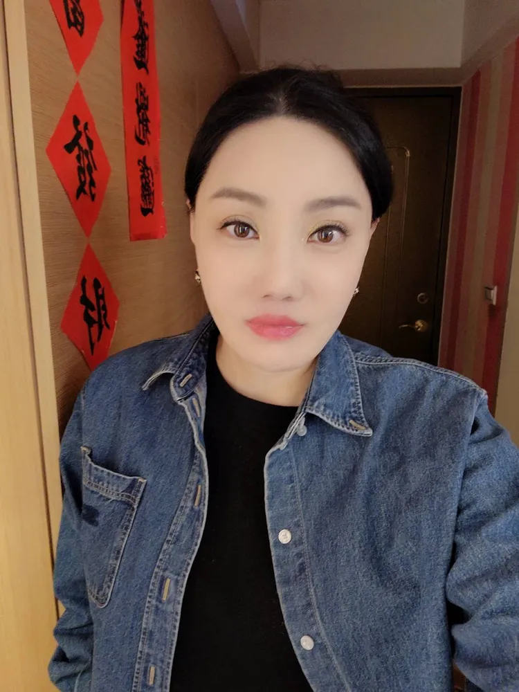 命理師沈嶸。沈嶸提供