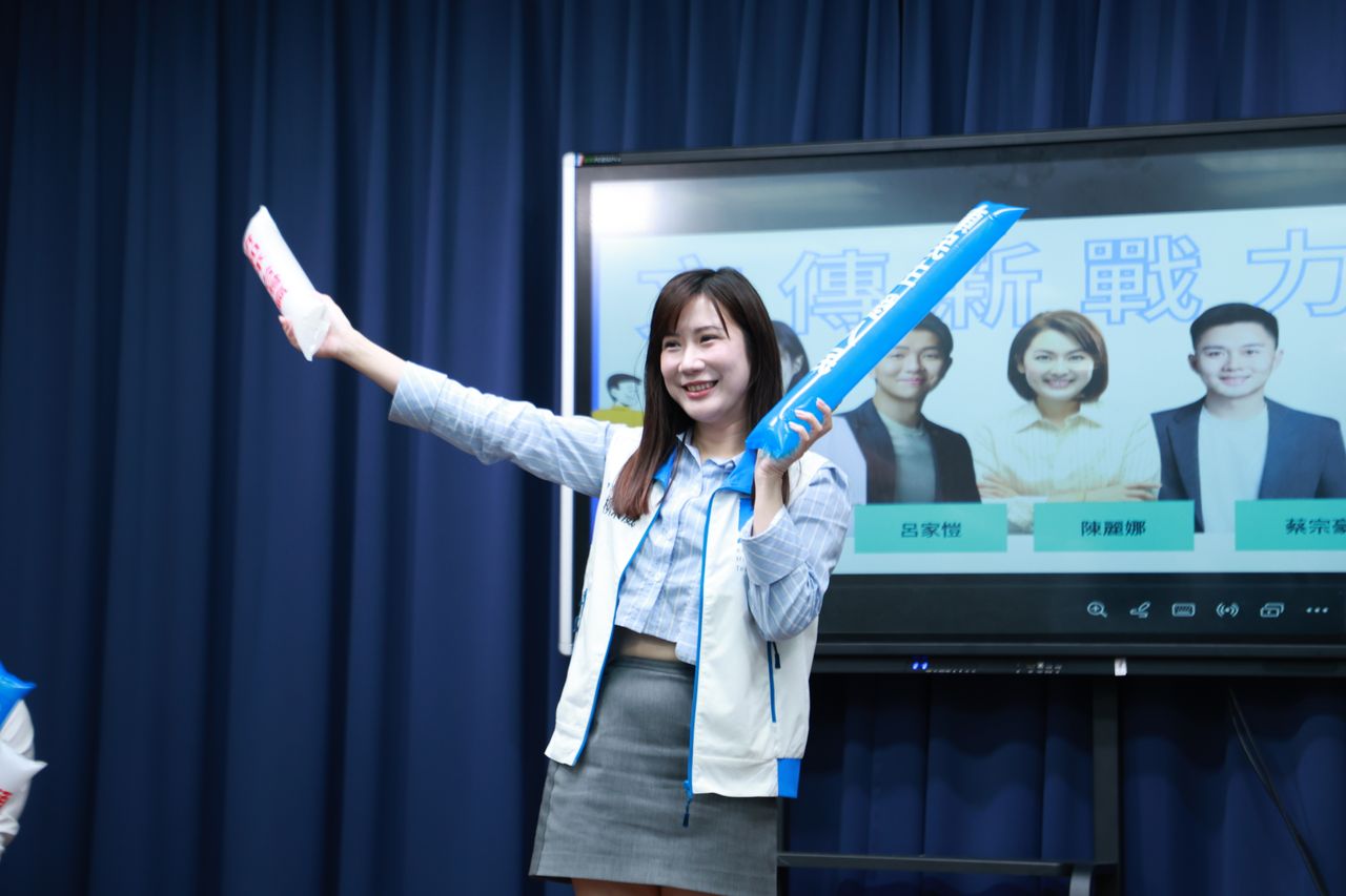 國民黨新增柳采葳等4發言人團隊 AI「鄭小文」正式亮相