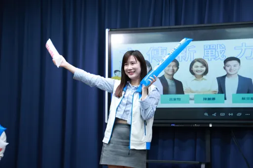 國民黨新增柳采葳等4發言人團隊　 AI「鄭小文」正式亮相