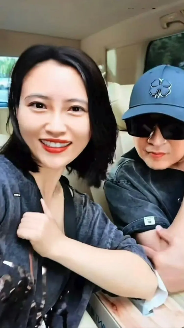 馬景濤和女友相差26歲。翻攝自微博