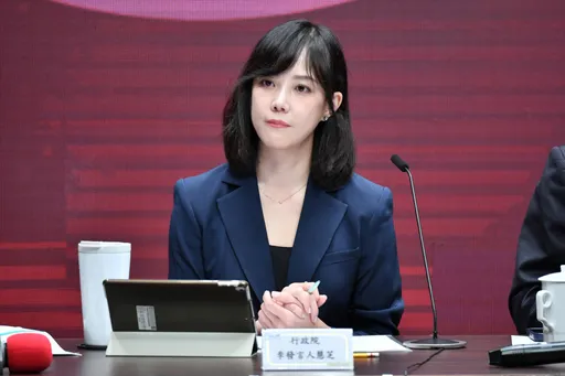 翁曉玲凍結行政院長薪水　李慧芝：法定義務支出不能限制