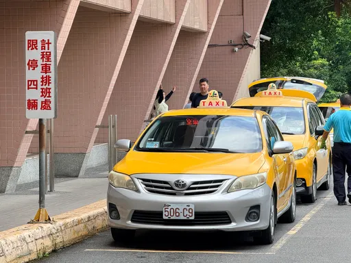 下載數破50萬！熱門叫車App被認定違法　恐挨罰2500萬