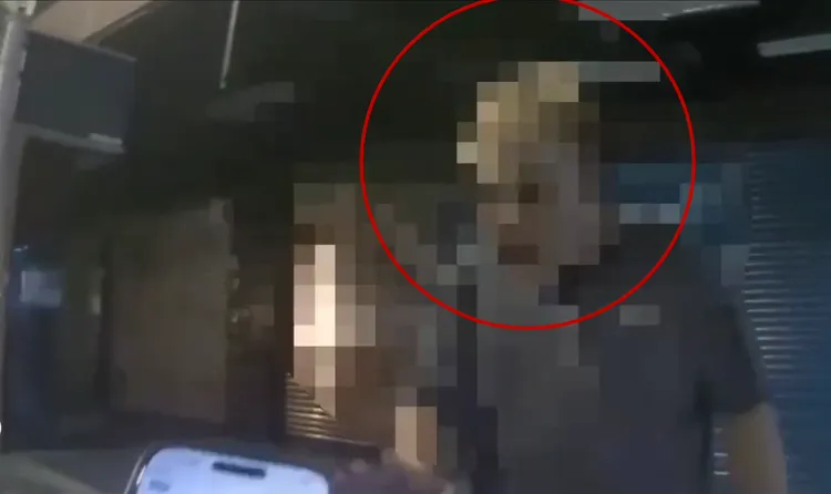 「搶劫！」婦人大喊驚動警民，嫌犯10分鐘內栽了。翻攝畫面
