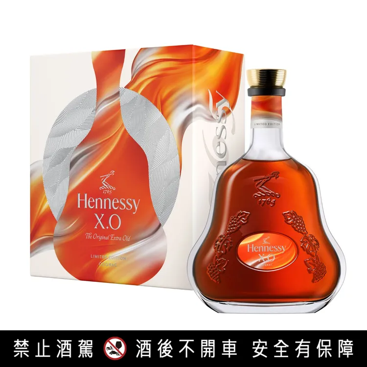 品牌建議這杯適合中秋家宴後的靜謐時光。X.O禮盒建議售價新台幣6,470元。業者提供