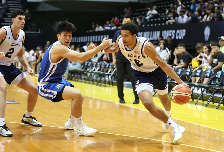 美國加州爾灣大學隊在瓊斯盃已4連勝。籃協提供