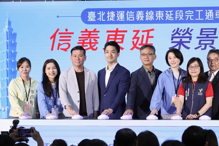 蔣萬安出席信義線東延段廣慈／奉天宮站完工通車典禮。莊宗達攝