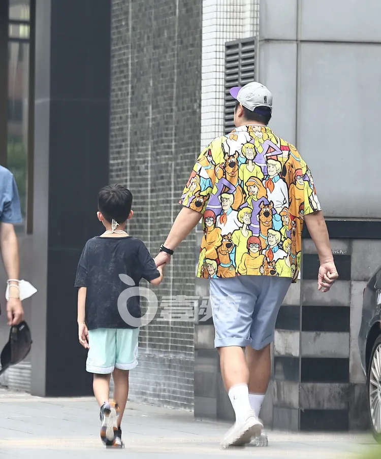 哈孝遠父子倆身形差距大。特勤中心攝