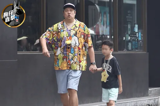 狗仔直擊｜哈孝遠失去球場工作又跛腳！捧7歲兒當童星聯手賺學費