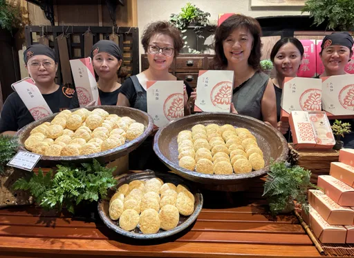 萬顆太陽餅做愛心！陳允寶泉連2天義賣　所得全捐助尼泊爾洪災