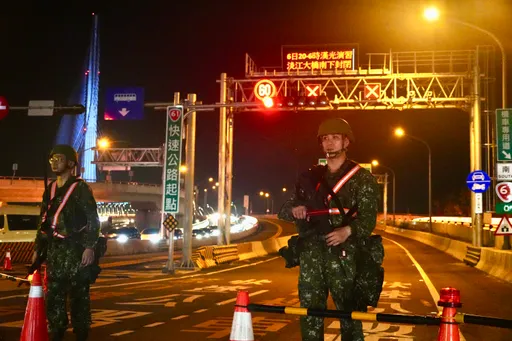 淡江大橋首次納入漢光演習　工兵橋上架阻絕器材防敵軍快速轉移