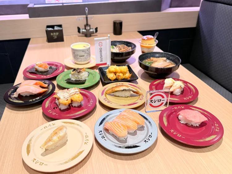 壽司郎調查，台南消費者最愛鮭魚類料理，開幕期間也推出相關優惠。莊曜聰攝