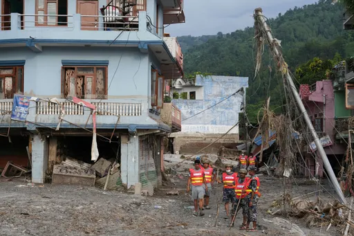 超過3000人死亡失蹤！尼泊爾撐不住了　同意有限度國際救援
