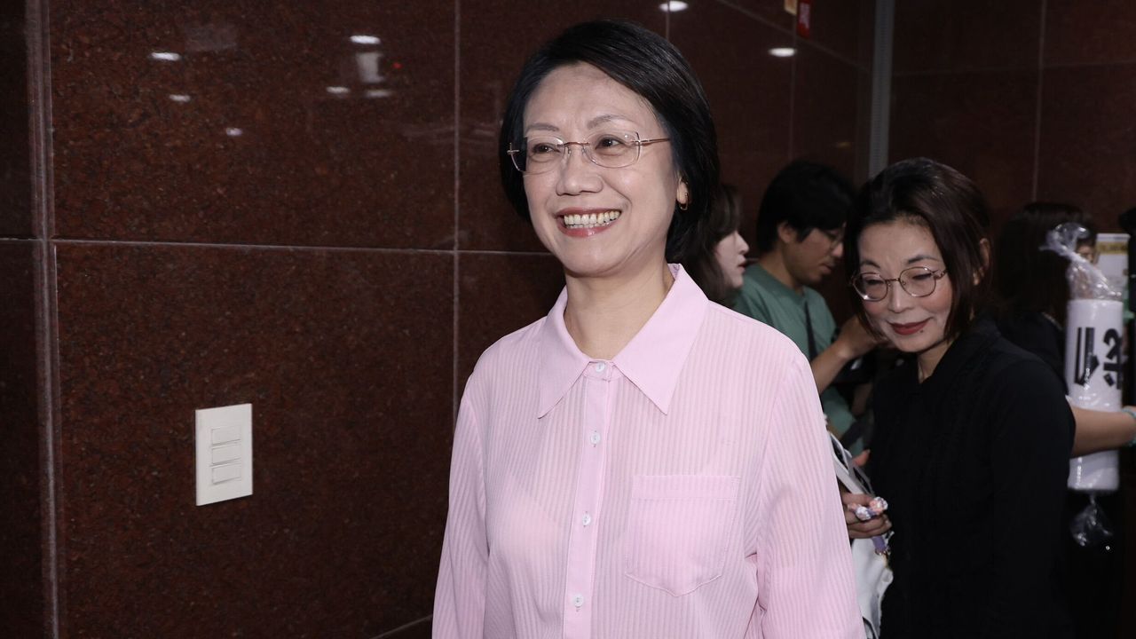 翁曉玲「婦人之仁我當真慚愧」 預告大砍總預算「青鳥飼料費」