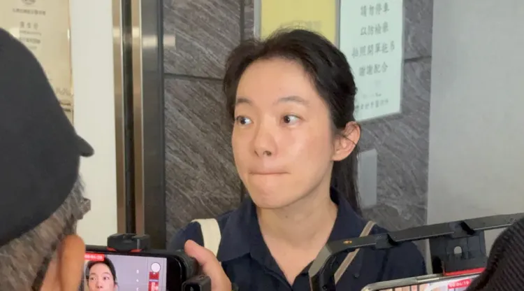 被媒體問及媒人韓毅雄夫妻生病ㄧ事，陳幸妤直言「很對不起他們」。莊曜聰攝