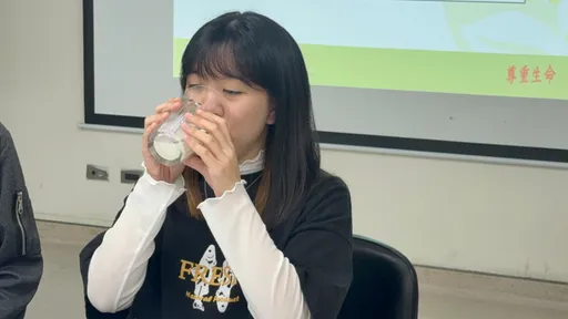 30歲粉領族喝牛奶助眠竟罹「猛爆性齲齒」　3個月蛀了7顆牙