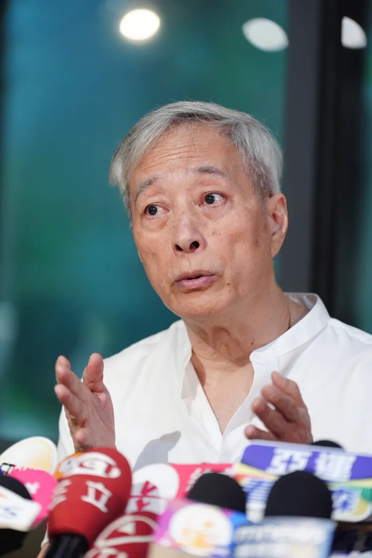 姜厚任怒嗆蔣女和廖男。攝影中心攝