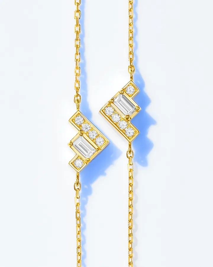 AHKAH chandelier layered lueur手鍊，單條2萬5900元。品牌提供
