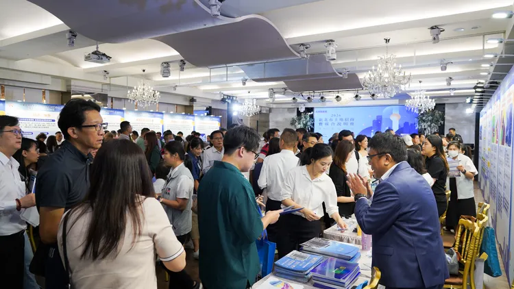 新北土地招商拚投資！「土地×資金」一站式媒合，鎖定AI智慧園區、塭仔圳等產業熱區。經發局提供