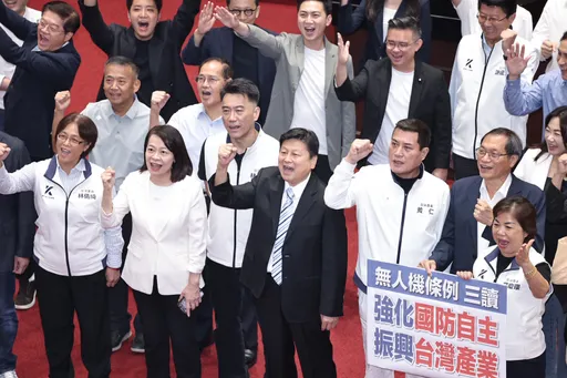 國民黨版無人機條例三讀是否副署？卓榮泰：視國安需求慎重考量