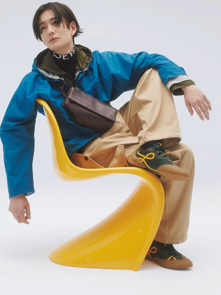 岡田將生過往就曾與LOEWE合作。品牌提供