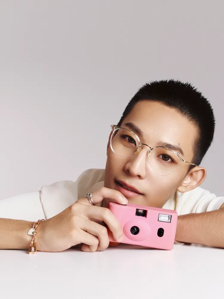 煥鈞拍攝PANDORA七夕形象大片。品牌提供