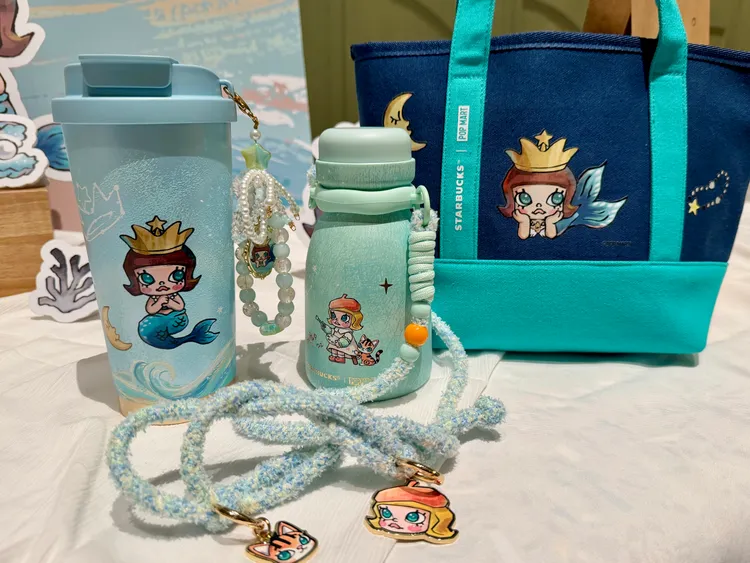 星巴克泡泡瑪特6大周邊聯名商品，每項880元起。莊偉祺攝