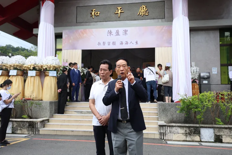 宋楚瑜難忘陳盈潔當年挺身而出幫選舉。莊宗達攝