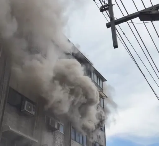 桃園住宅火警！警消救出及疏散8住戶　4人預防性送醫