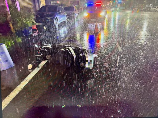 豪雨視線差釀交通事故！高雄楠梓1夜5起機車自摔　2人受傷送醫