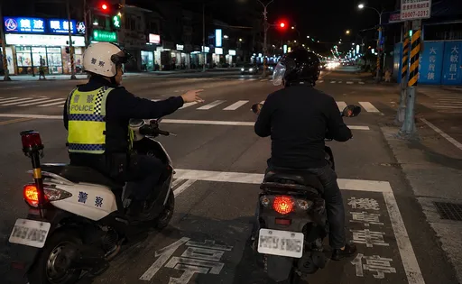 台中男騎車壓線酒測值超標　判刑2月確定！罰單卻「這原因」撤銷