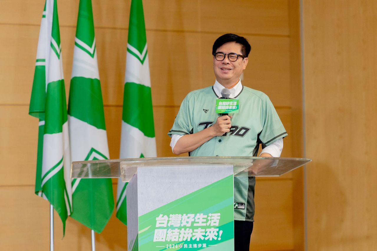 明年普發一萬!陳其邁:支持經濟成果全民共享 籲國會儘速審查總預算