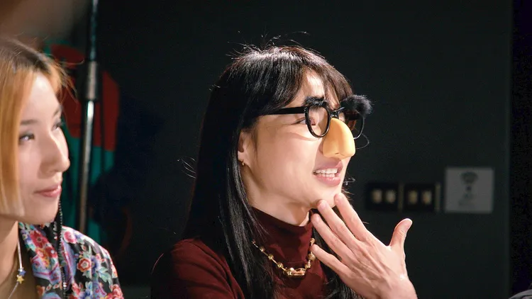 宅女小紅毒舌開嗆「不想看大叔跳舞」。寰宇龍虎豹提供